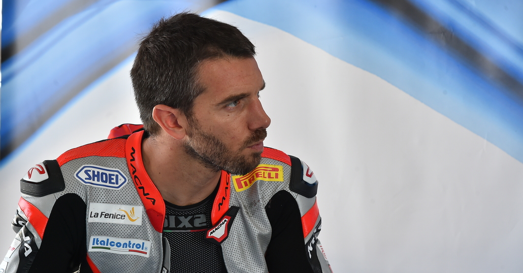 Alex de Angelis: Al cavatappi ti sparisce la moto da sotto!