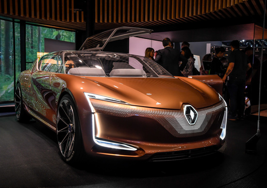 Renault Symbioz Concept al Salone di Francoforte 2017 Renault Symbioz Concept al Salone di Francoforte 2017