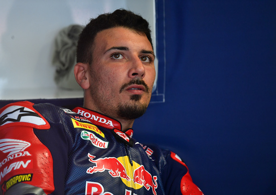 SBK. Giugliano e Takahashi si alterneranno sulla Honda Red Bull SBK. Giugliano e Takahashi si alterneranno sulla Honda Red Bull