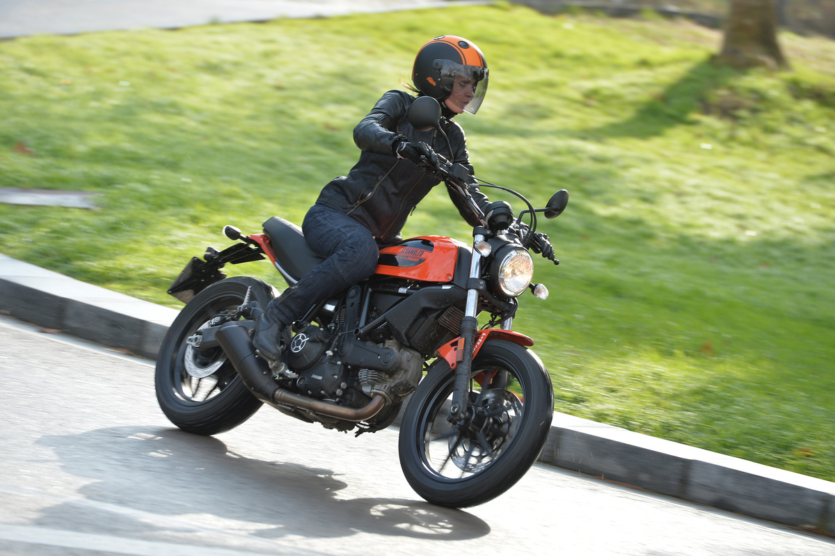 Prova Ducati Scrambler Sixty2 Prove Moto It