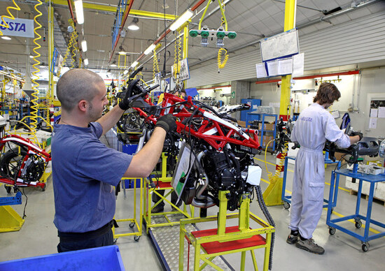 MV Agusta chiede il concordato di continuità MV Agusta chiede il concordato di continuità