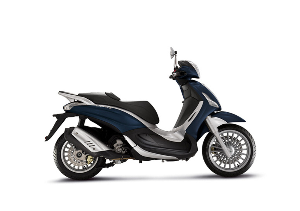 Piaggio Beverly 300 i.e. ABSASR (2016 17), prezzo e scheda tecnica
