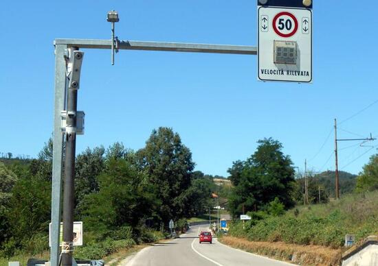 De Vita: «A Savona, sette autovelox per risanare il bilancio della Provincia» De Vita: «A Savona, sette autovelox per risanare il bilancio della Provincia»