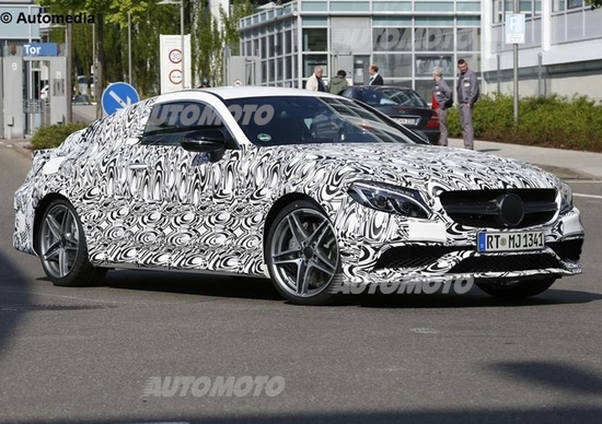 Mercedes-AMG C 63 Coupé: la nuova belva sta arrivando Mercedes-AMG C 63 Coupé: la nuova belva sta arrivando