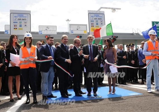 Teem, inaugurata la nuova Tangenziale Est Esterna di Milano Teem, inaugurata la nuova Tangenziale Est Esterna di Milano