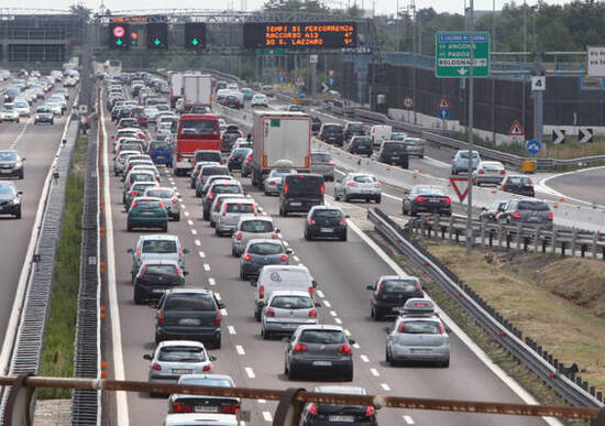 Mercato auto Europa: aprile a +6,9%, il quadrimestre a +8,1%. FCA a +13,3% Mercato auto Europa: aprile a +6,9%, il quadrimestre a +8,1%. FCA a +13,3%