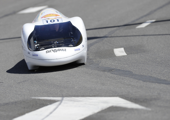 Shell Eco-marathon Europe 2015: vince il team Microjoule-La Joliverie Shell Eco-marathon Europe 2015: vince il team Microjoule-La Joliverie