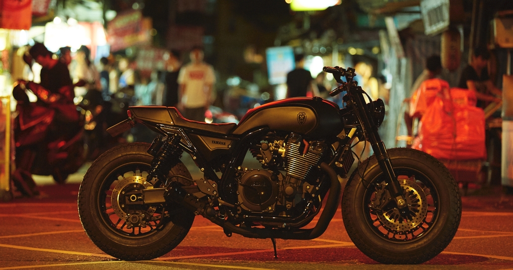Yamaha XJR 1300 “Guerilla Four”