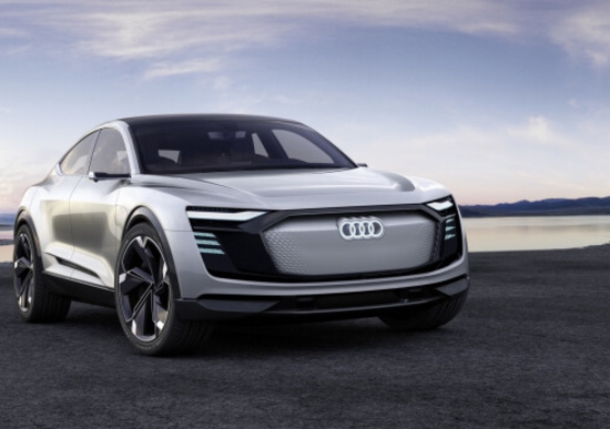 Audi e-tron Sportback, in arrivo nel 2019 Audi e-tron Sportback, in arrivo nel 2019