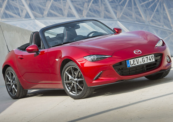 Yamamoto, Mazda: «La MX-5 non sarà mai ibrida! Il divertimento prima di tutto» Yamamoto, Mazda: «La MX-5 non sarà mai ibrida! Il divertimento prima di tutto»