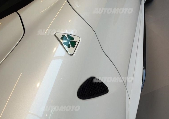 Alfa Romeo: anche il Quadrifoglio Verde è nuovo Alfa Romeo: anche il Quadrifoglio Verde è nuovo