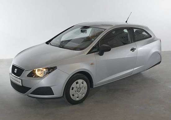 L’utilitaria diventa un triciclo per sedicenni: Polo, Ibiza e Fabia da 20 CV con Ellenator L’utilitaria diventa un triciclo per sedicenni: Polo, Ibiza e Fabia da 20 CV con Ellenator