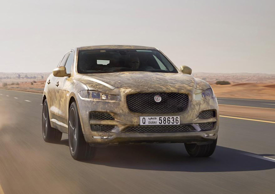 Jaguar F-Pace: testata tra i ghiacci e il deserto. Arriva a Francoforte Jaguar F-Pace: testata tra i ghiacci e il deserto. Arriva a Francoforte