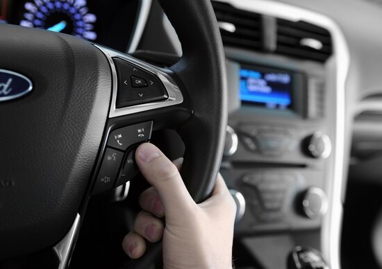 Il flop della tecnologia di bordo: la usa solo il 20% degli automobilisti Il flop della tecnologia di bordo: la usa solo il 20% degli automobilisti