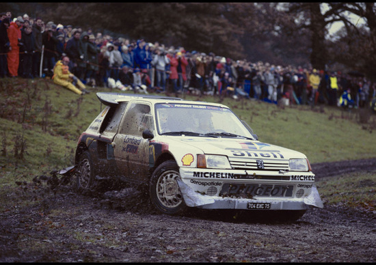 Peugeot 205 Turbo 16: 30 anni fa il trionfo Mondiale Peugeot 205 Turbo 16: 30 anni fa il trionfo Mondiale