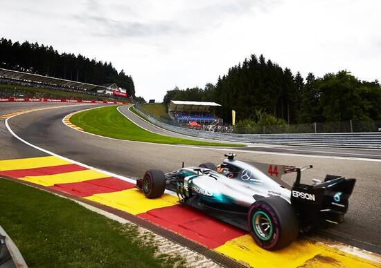 F1: olio motore, tutti ne parlano. Che vantaggio dà? F1: olio motore, tutti ne parlano. Che vantaggio dà?