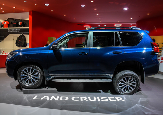 Toyota Land Cruiser restyling al Salone di Francoforte 2017 Toyota Land Cruiser restyling al Salone di Francoforte 2017