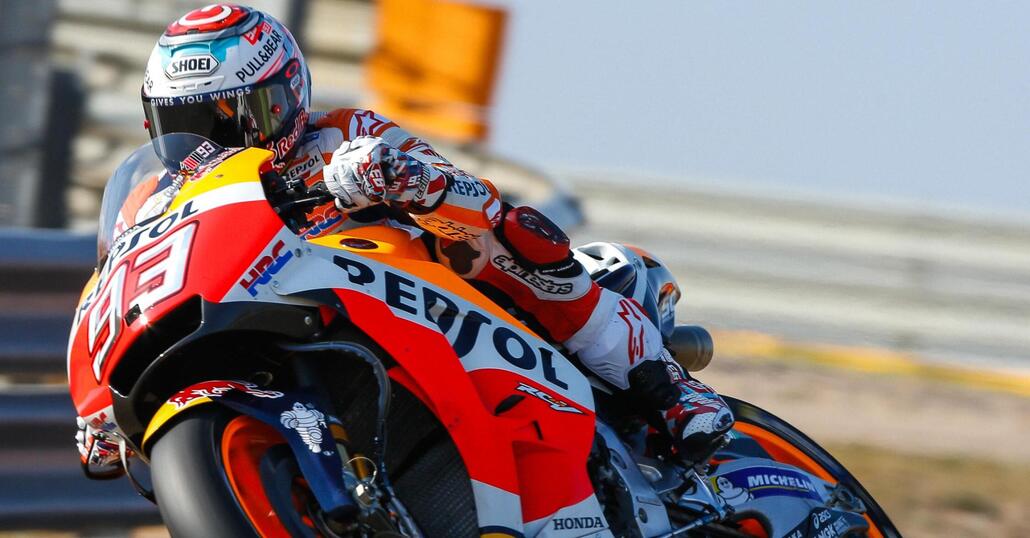 MotoGP 2017. Márquez è il più veloce nel warm-up ad Aragón