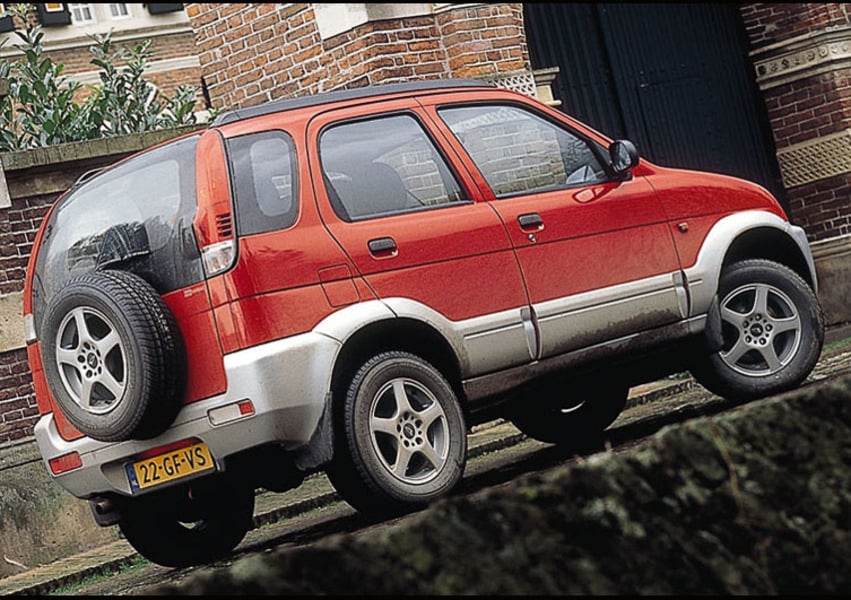 Дайхатсу териос 1.3. Daihatsu Terios 4wd. Daihatsu Terios 1997. Дайхатсу Териос 1997. Daihatsu Terios (1g).