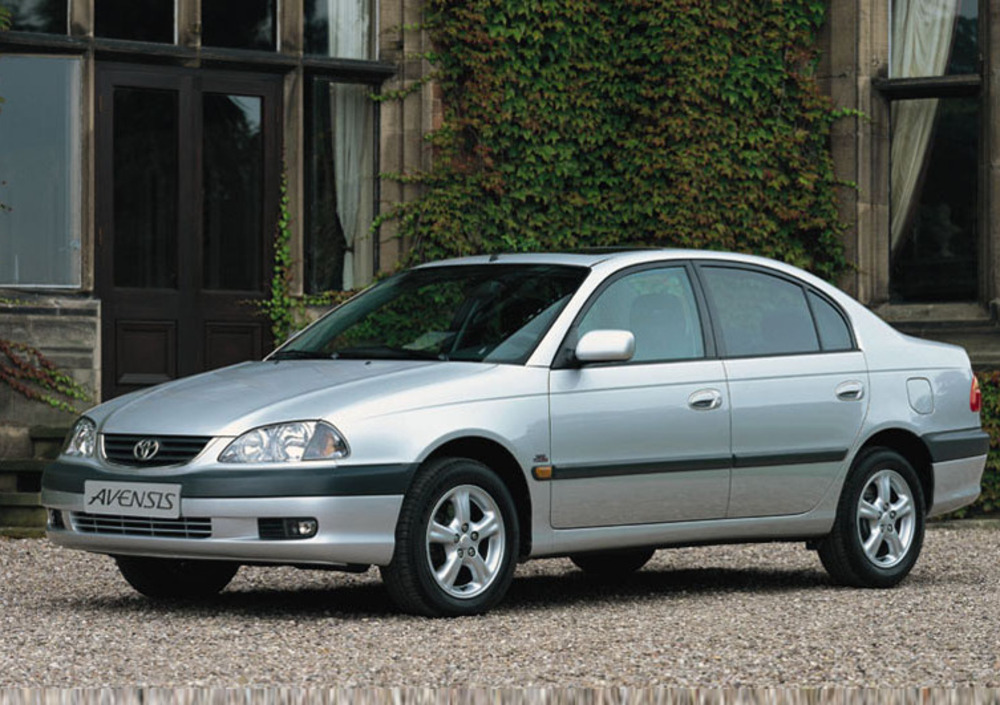 Toyota Avensis 1.8I 16V Cat (09/2000 - 11/2001): Prezzo E Scheda Tecnica - Automoto.it