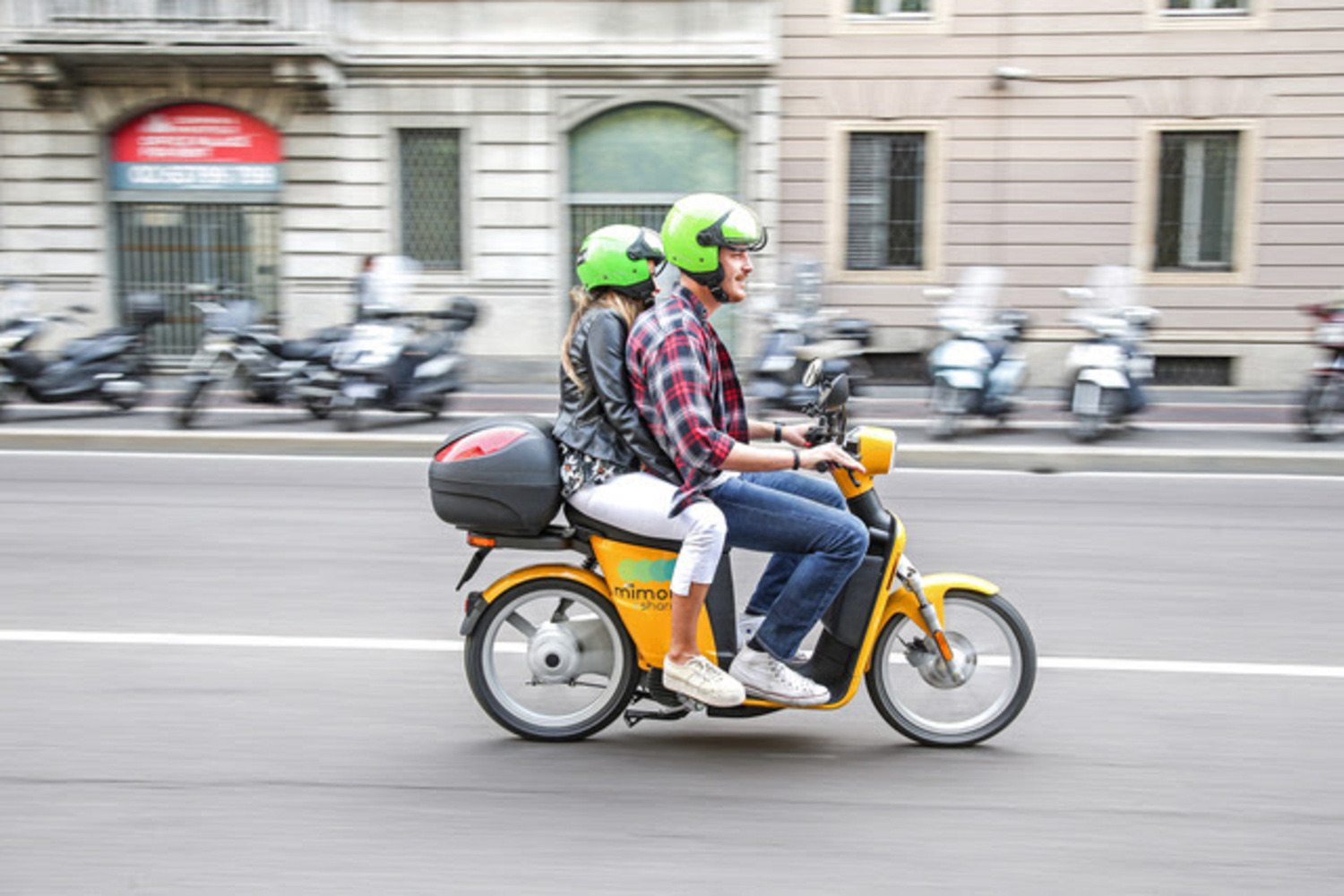 mettere in moto scooter con batteria
