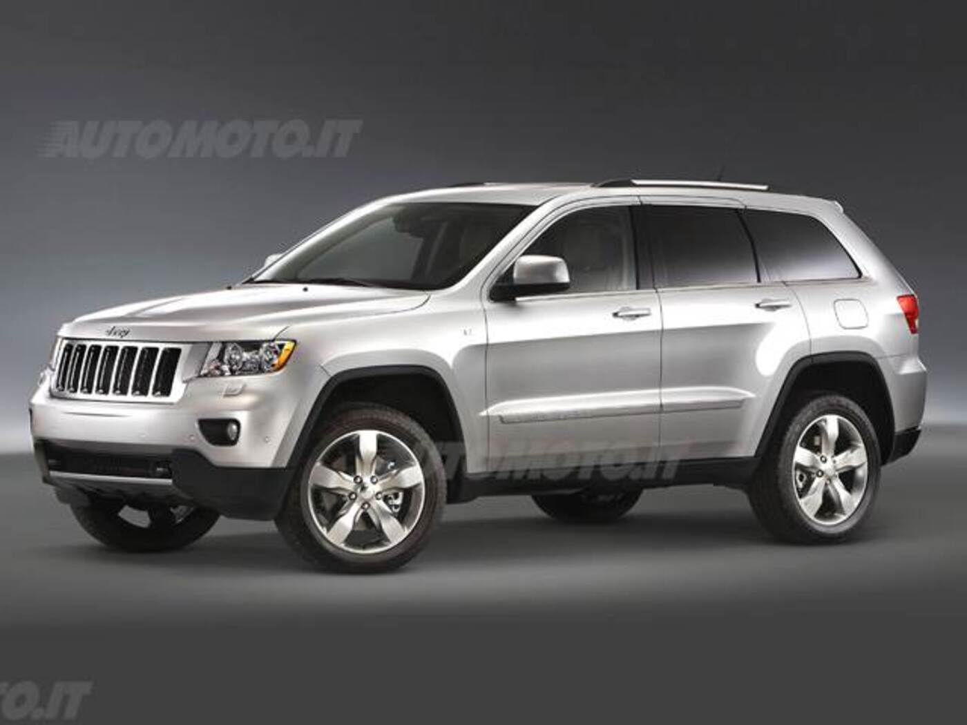 Jeep Grand Cherokee 5.7 V8 Overland (12/2010 - 07/2011): Prezzo E Scheda Tecnica - Automoto.it