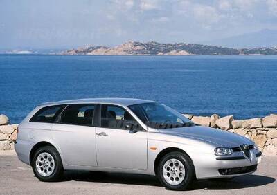 Alfa Romeo 156 Sportwagon 1 8i 16v Twin Spark Cat Sportwagon Progression 03 00 10 00 Prezzo E Scheda Tecnica Automoto It