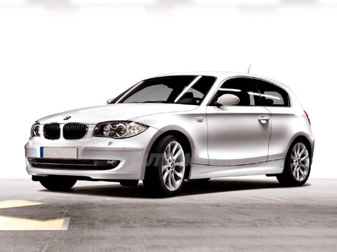 Bmw Serie 1 123D Cat 3 Porte Attiva Dpf (09/2007 - 03/2009): Prezzo E Scheda Tecnica - Automoto.it