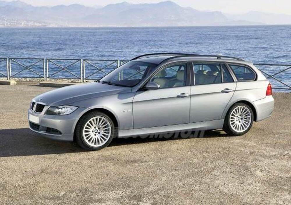 Bmw Serie 3 Touring 335D Cat Attiva (09/2007 - 09/2008): Prezzo E Scheda Tecnica - Automoto.it