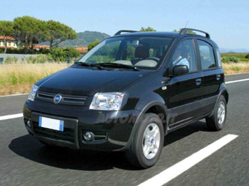 FIAT Panda 1.4 Climbing Natural Power - In commercio da 2 ...