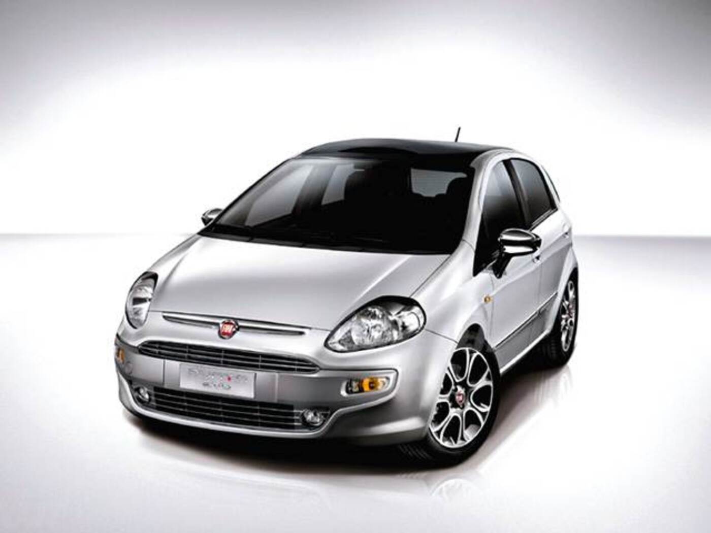 Fiat Punto Evo 1.3 Mjt 75 Cv 5 Porte Dynamic (11/2009 - 02/2011): Prezzo E Scheda Tecnica - Automoto.it