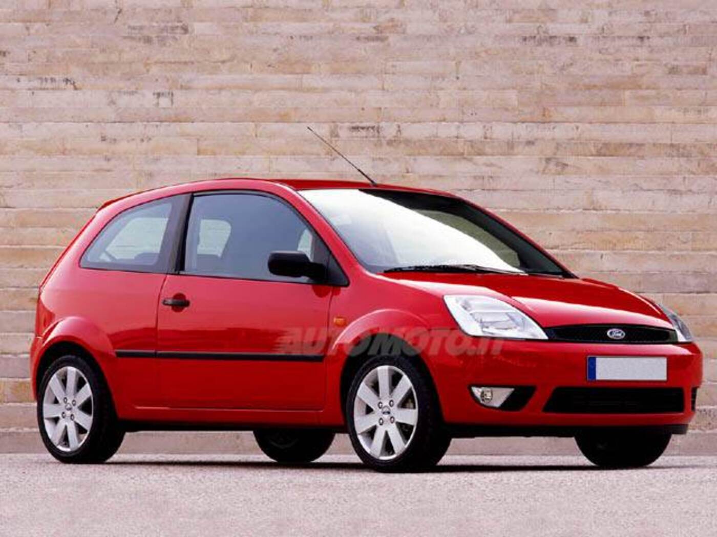 Ford Fiesta 1.4 Tdci 3P. Zetec (07/2003 - 02/2004): Prezzo E Scheda Tecnica - Automoto.it
