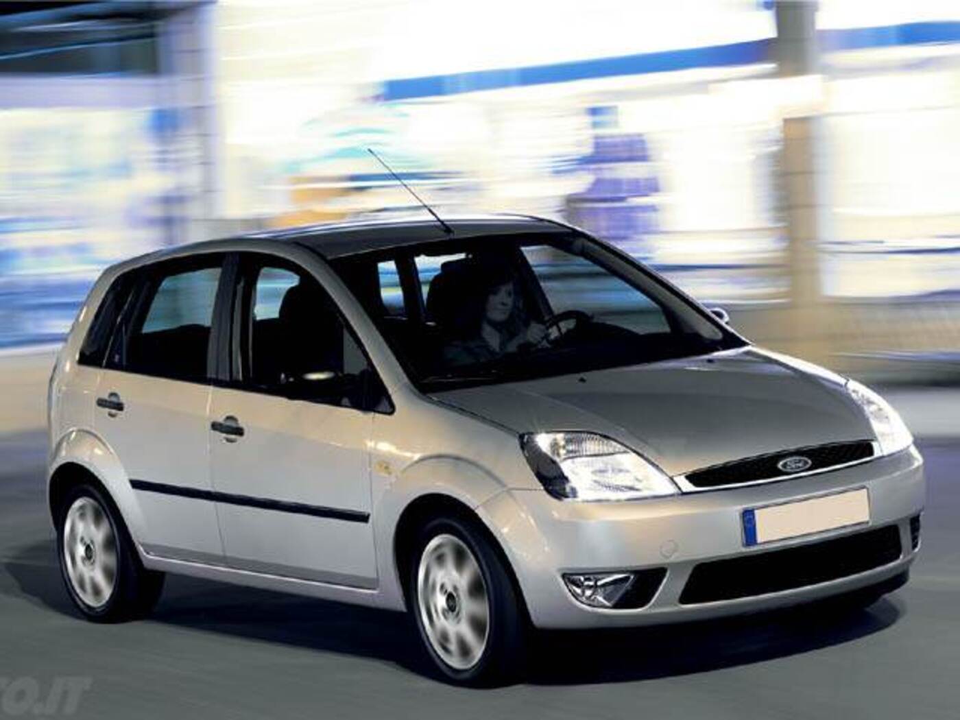 Ford Fiesta 1.4 Tdci 5P. Ghia (07/2003 - 01/2004): Prezzo E Scheda Tecnica - Automoto.it