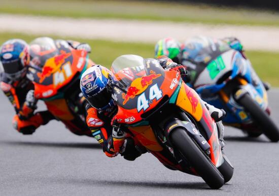 Vittoria e titolo per Mir in Moto3. Oliveira vince in Moto2 Vittoria e titolo per Mir in Moto3. Oliveira vince in Moto2