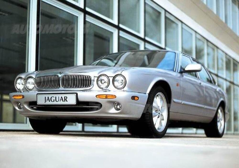 Jaguar Xj 3.2 Cat Se (01/2002 - 01/2003): Prezzo E Scheda Tecnica - Automoto.it