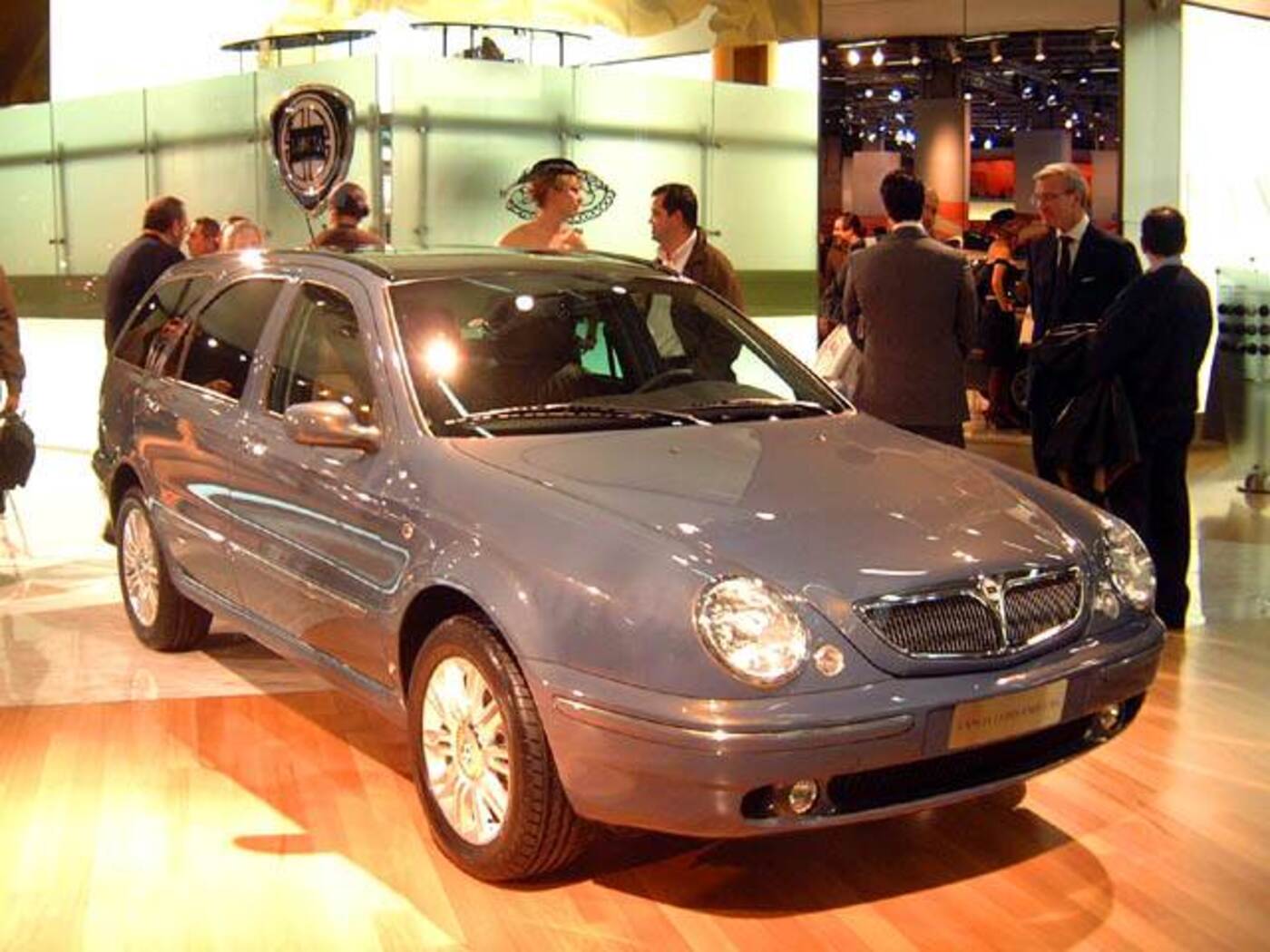 Lancia Lybra Station Wagon Jtd 150 Cv Cat Station Wagon Emblema (02/2003 - 11/2003): Prezzo E Scheda Tecnica - Automoto.it