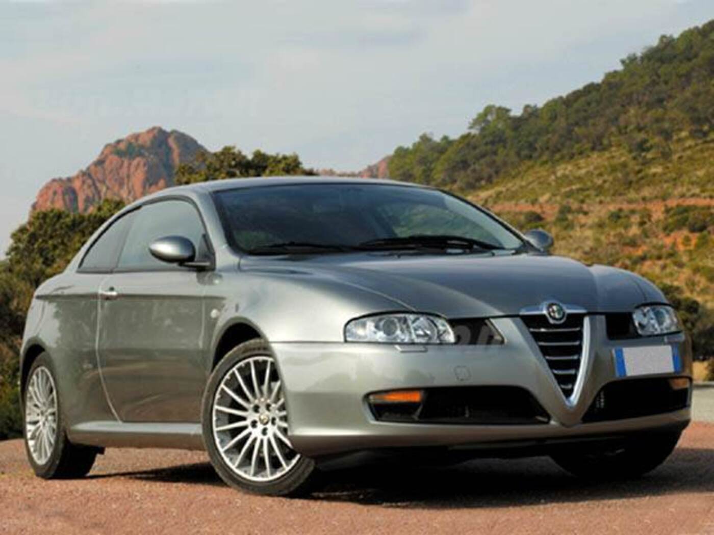 Alfa Romeo Gt 1.9 Jtdm 16V Moving (04/2010 - 03/2011): Prezzo E Scheda Tecnica - Automoto.it