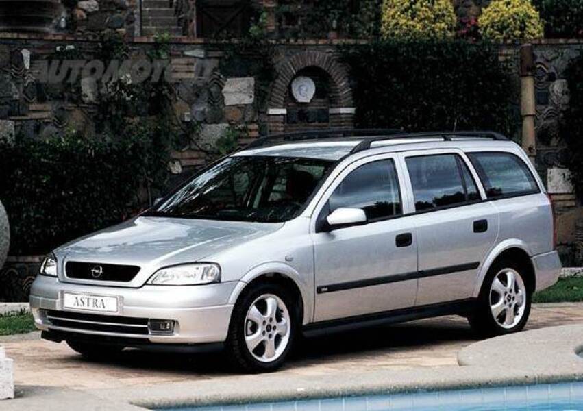 Opel astra station wagon