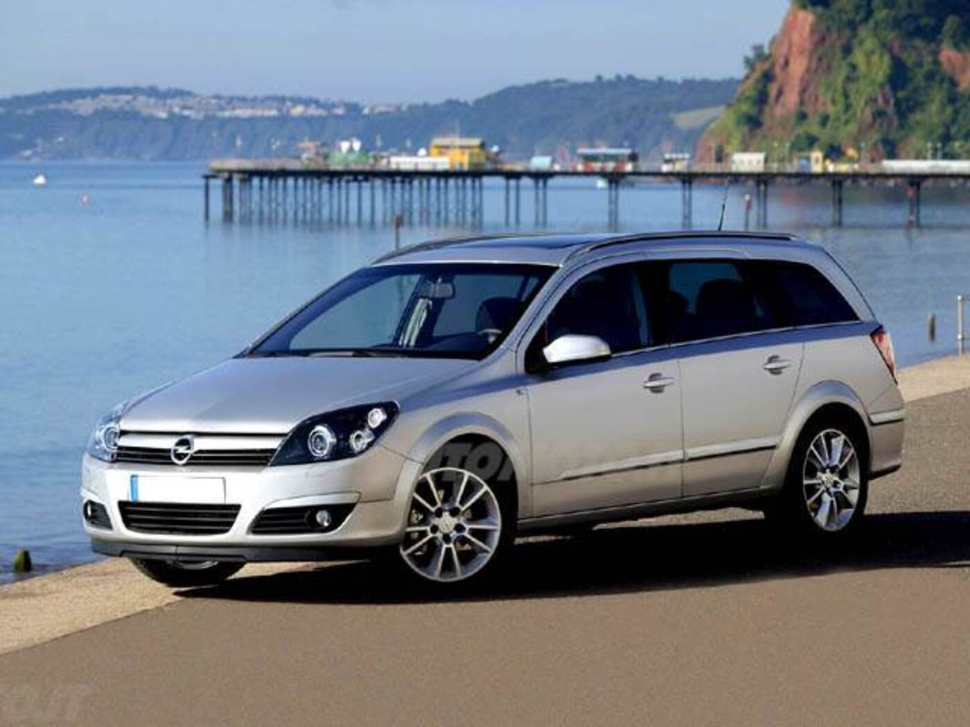 Opel Astra Station Wagon 1.6 16V Twinport Station Wagon Cosmo (04/2006 - 01/2007): Prezzo E Scheda Tecnica - Automoto.it