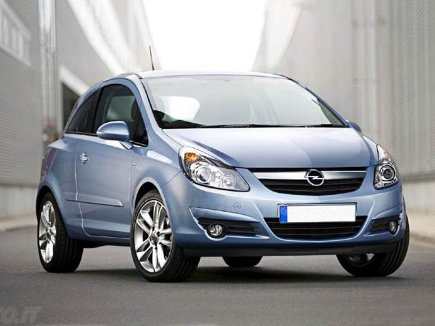 Opel Corsa 1.2 3 Porte Sport (07/2006 - 05/2009): Prezzo E Scheda Tecnica - Automoto.it