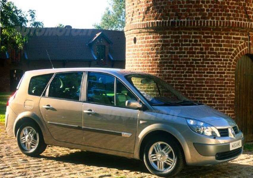 Renault Grand Scénic 2.0 T 16V Luxe Dynamique (06/2004