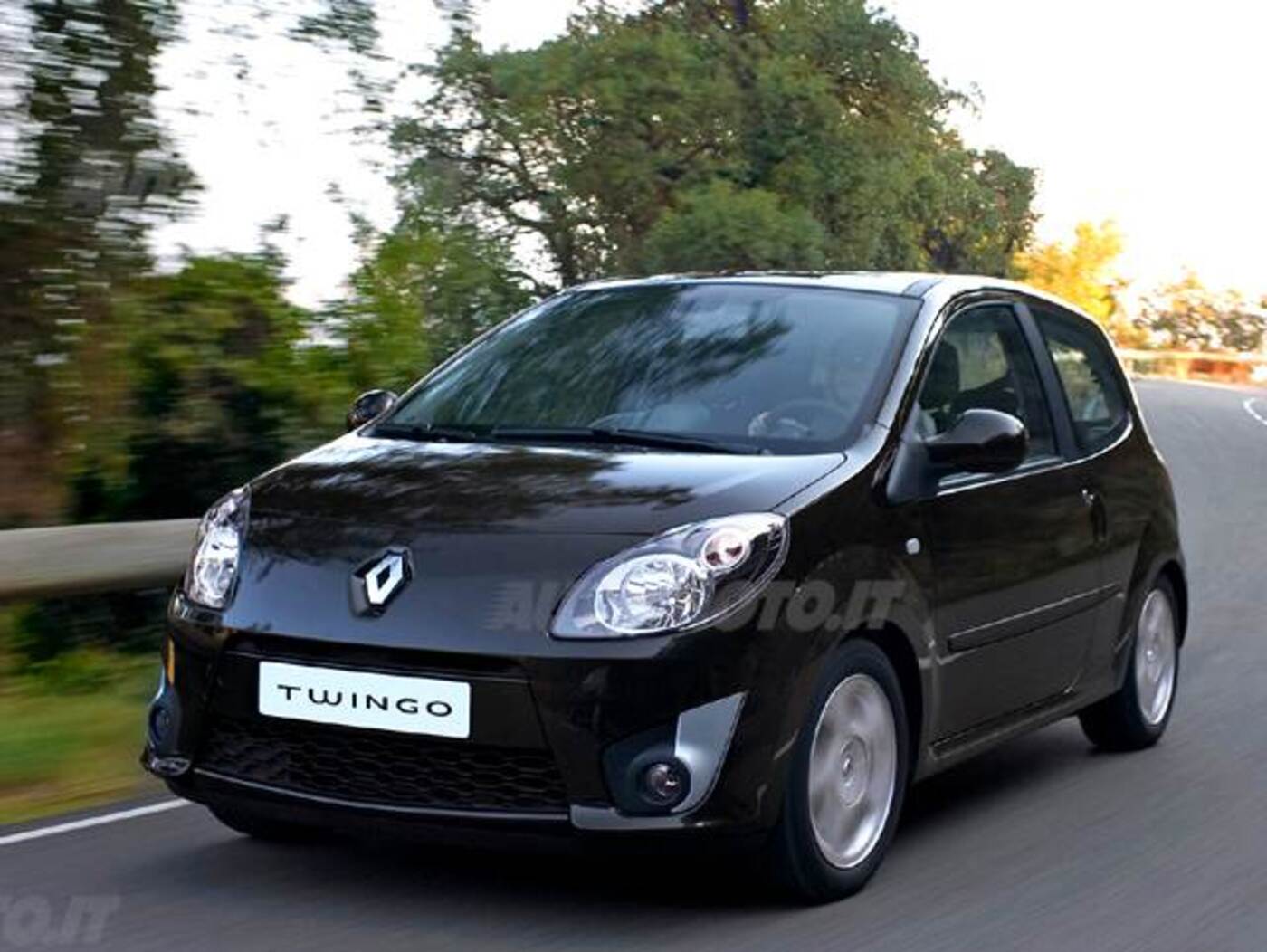Renault Twingo 1.2 8V (06/2007 - 09/2008): Prezzo E Scheda Tecnica - Automoto.it