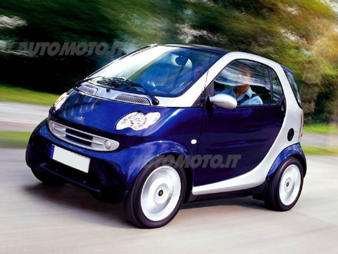 Smart 800 800 Smart City-Coupé Passion Cdi (01/2003 - 01/2004): Prezzo E Scheda Tecnica - Automoto.it