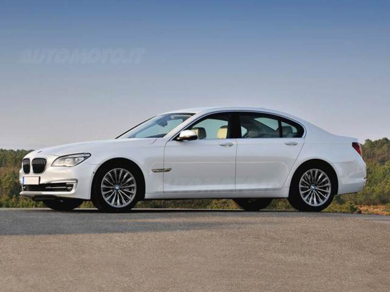 Бмв 740 li xdrive