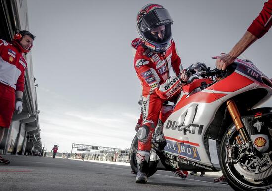 MotoGP. Dovizioso si aggiudica il 2° giorno di test a Jerez MotoGP. Dovizioso si aggiudica il 2° giorno di test a Jerez