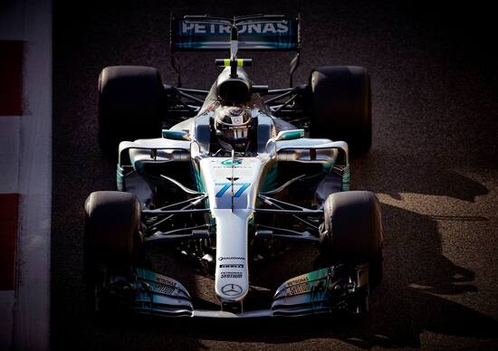 F1, GP Abu Dhabi 2017: vince Bottas. Terzo Vettel F1, GP Abu Dhabi 2017: vince Bottas. Terzo Vettel