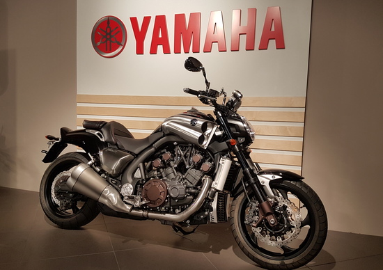 Yamaha VMAX: da MotoShop l'ultimo esemplare in Europa Yamaha VMAX: da MotoShop l'ultimo esemplare in Europa