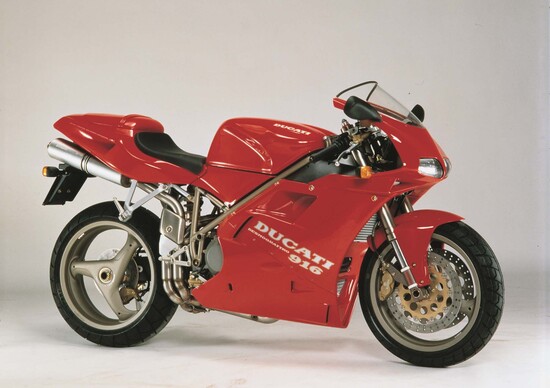 Ducati 916: 25 anni e sembra ieri Ducati 916: 25 anni e sembra ieri