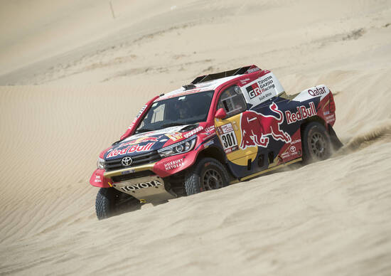 Dakar 2018: Live Day 1. Nelle moto primo Sunderland (KTM). Auto ad Al-Attiyah (Toyota) Dakar 2018: Live Day 1. Nelle moto primo Sunderland (KTM). Auto ad Al-Attiyah (Toyota)