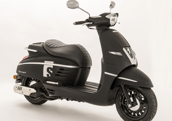 EICMA 2015: Peugeot Django S EICMA 2015: Peugeot Django S